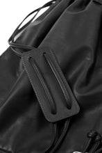 Load image into Gallery viewer, ISAMU KATAYAMA BACKLASH DRAWSTRING BACKPACK / MONOCHROME LUXURY STEER (BLACK)