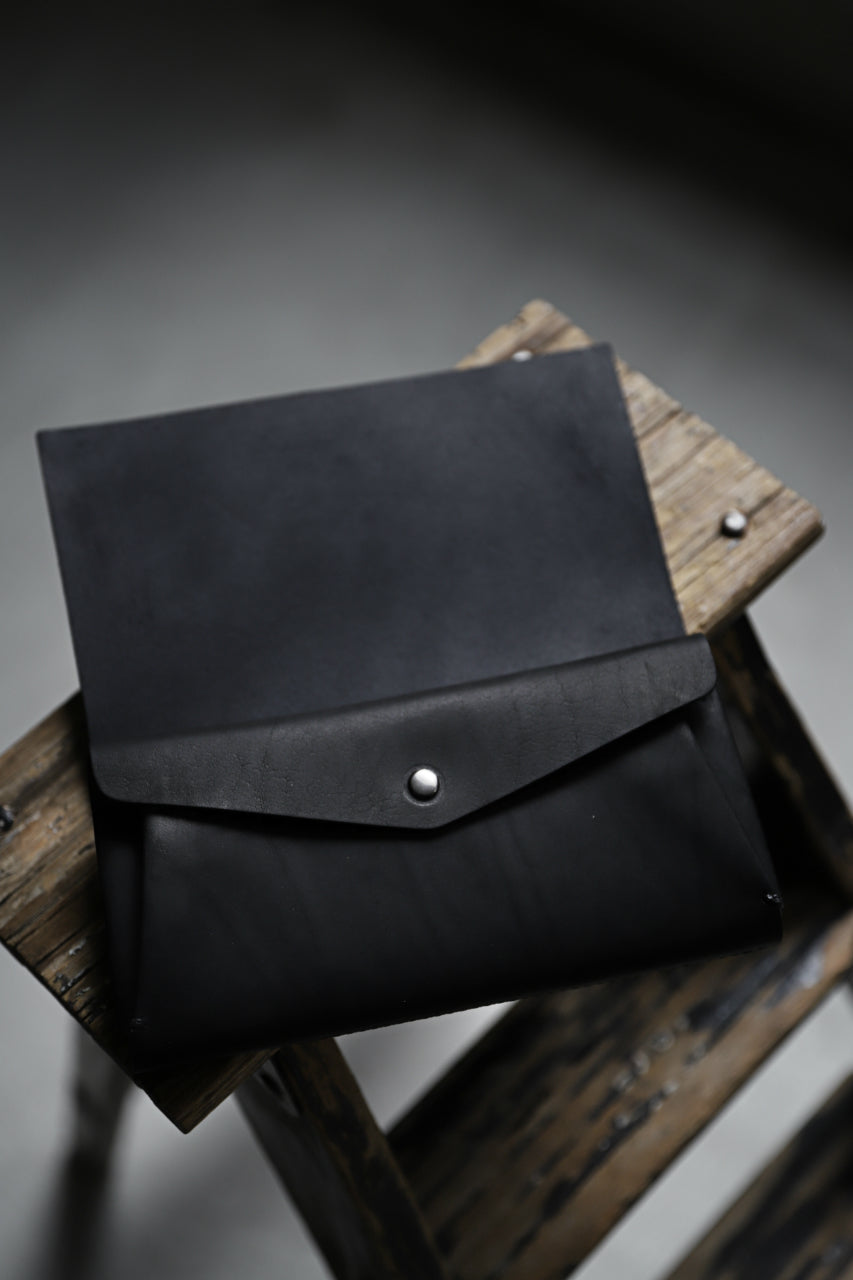 Load image into Gallery viewer, ISAMU KATAYAMA BACKLASH LONG FOLD WALLET / GUIDI OILED CALF (BLACK)