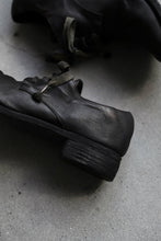 画像をギャラリービューアに読み込む, A DICIANNOVEVENTITRE A1923 DERBY SHOES 033N / HORSE FIORE OILED LEATHER (NERO)