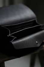 Load image into Gallery viewer, ISAMU KATAYAMA BACKLASH LONG FOLD WALLET / GUIDI OILED CALF (BLACK)