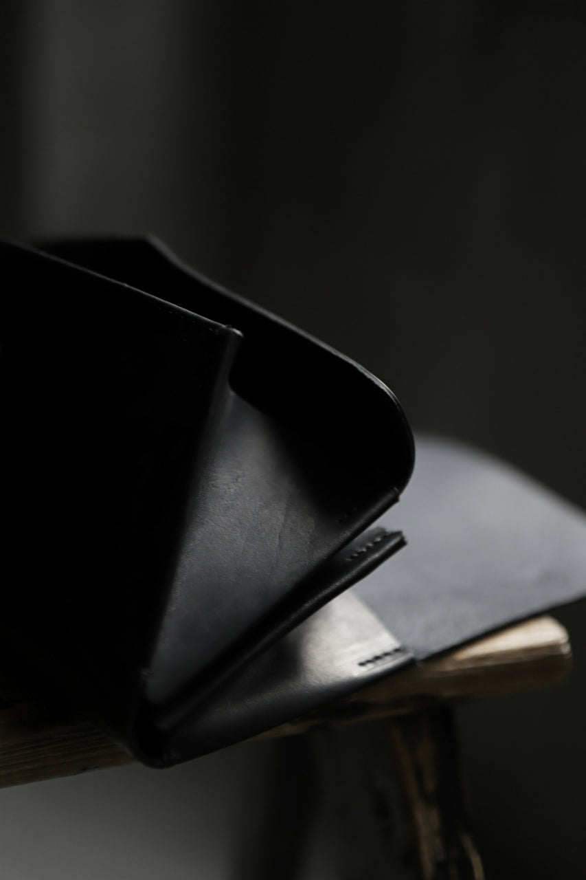 Load image into Gallery viewer, ISAMU KATAYAMA BACKLASH LONG FOLD WALLET / GUIDI OILED CALF (BLACK)