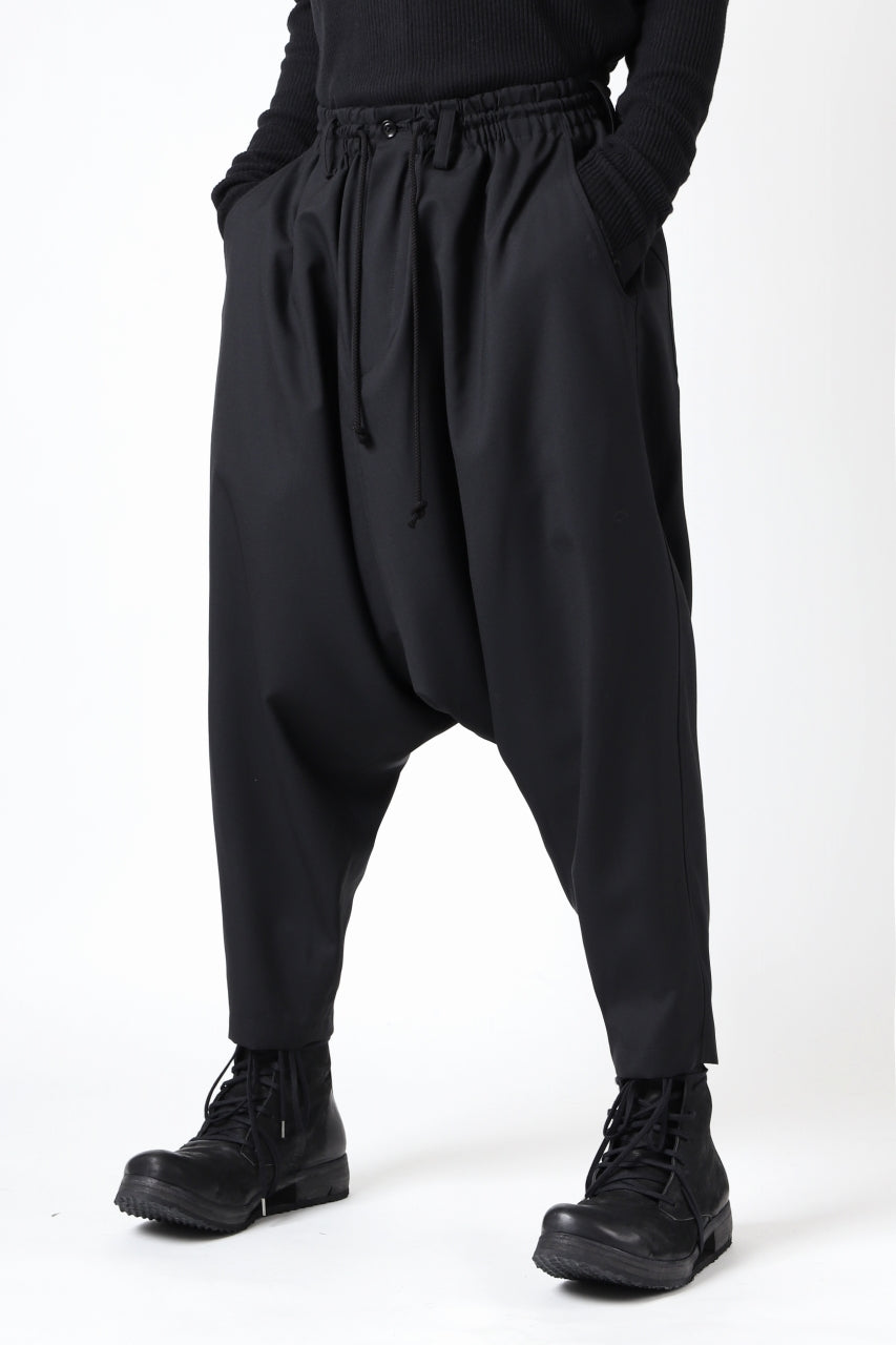 Load image into Gallery viewer, Y's BANG ON! No.9 SAROUEL WOOL TROPICAL PANTS (BLACK)