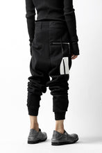 画像をギャラリービューアに読み込む, 11 BY BORIS BIDJAN SABERI JOGGER PANT "P13-F-1235" (HEAVY SWEAT / BLACK DYE)