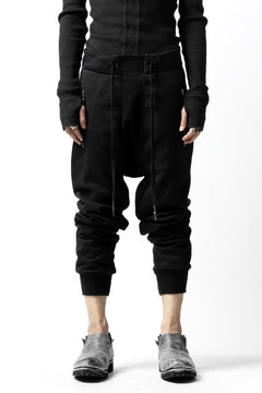 画像をギャラリービューアに読み込む, 11 BY BORIS BIDJAN SABERI JOGGER PANT "P13-F-1235" (HEAVY SWEAT / BLACK DYE)