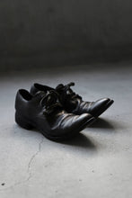 画像をギャラリービューアに読み込む, A DICIANNOVEVENTITRE A1923 DERBY SHOES 033N / HORSE FIORE OILED LEATHER (NERO)