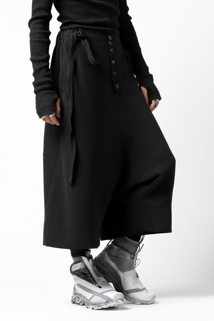 画像をギャラリービューアに読み込む, SOSNOVSKA exclusive VOLUME WOOLEN WIDE PANTS (BLACK)