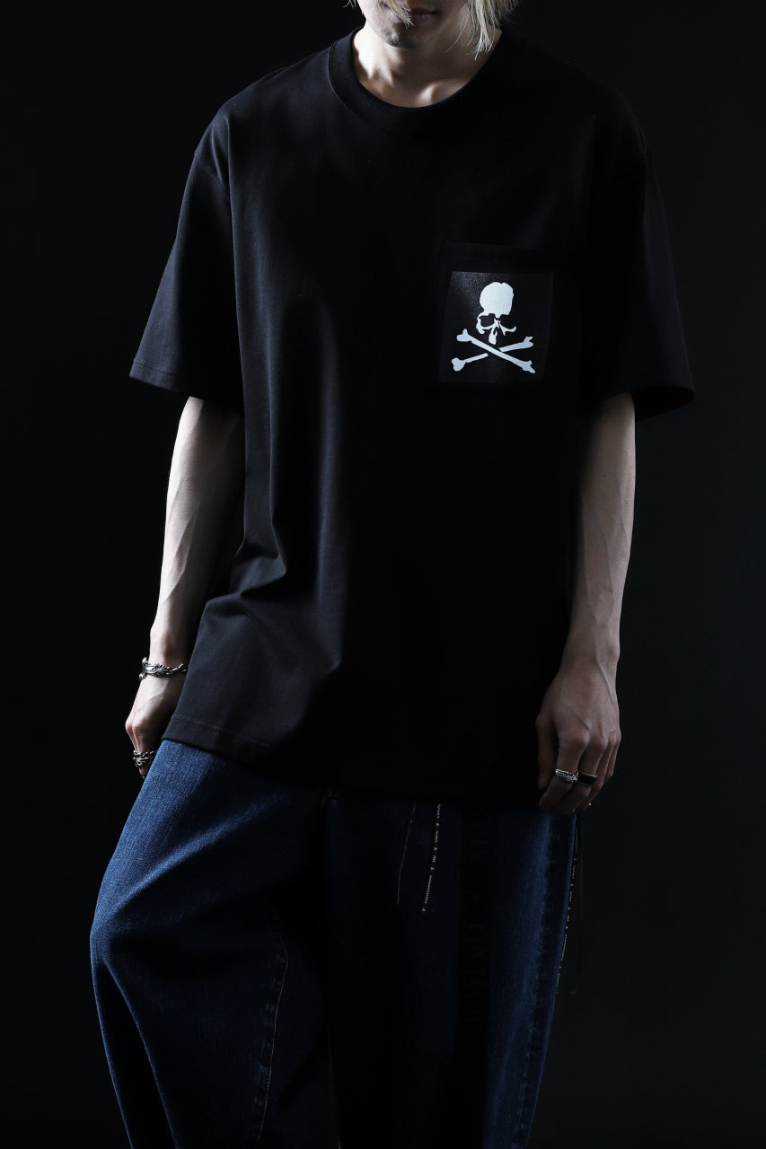 画像をギャラリービューアに読み込む, mastermind JAPAN POCKET DETAIL REGULARFIT T-SHIRT (BLACK)