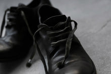 画像をギャラリービューアに読み込む, A DICIANNOVEVENTITRE A1923 DERBY SHOES 033N / HORSE FIORE OILED LEATHER (NERO)