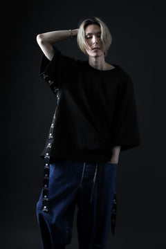 画像をギャラリービューアに読み込む, mastermind JAPAN TAPE DETAIL BOXYFIT T-SHIRT (BLACK)