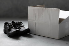 画像をギャラリービューアに読み込む, A DICIANNOVEVENTITRE A1923 DERBY SHOES 033N / HORSE FIORE OILED LEATHER (NERO)