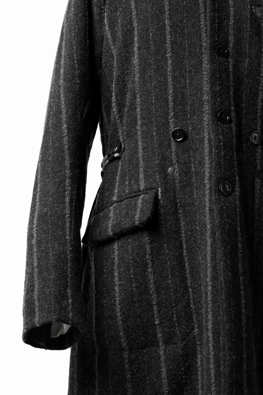 daska x LOOM exclucive long coat / bouclé stripe (CARBON)