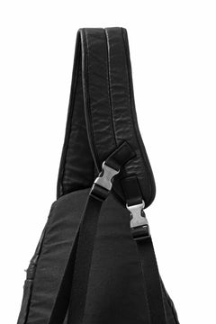Load image into Gallery viewer, ISAMU KATAYAMA BACKLASH ONE SHOULDER BAG / Italy Shoulder Object Dyed (BLACK)