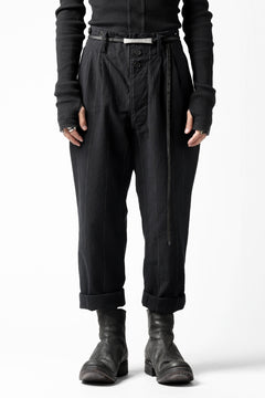 画像をギャラリービューアに読み込む, KLASICA MORROW-OCN TAPERED TROUSERS / IKAT DYED STRIPE COTTON  (CARBON)