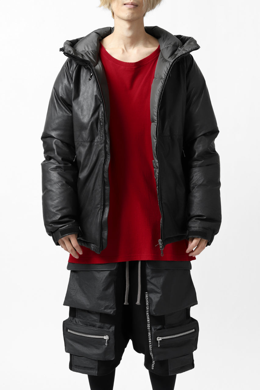 Load image into Gallery viewer, ISAMU KATAYAMA BACKLASH xx NANGA REVERSIBLE AURORA DOWN JACKET / KANGAROO + NYLON x POLISH WHITE GOOSE (BLACK x GREY)