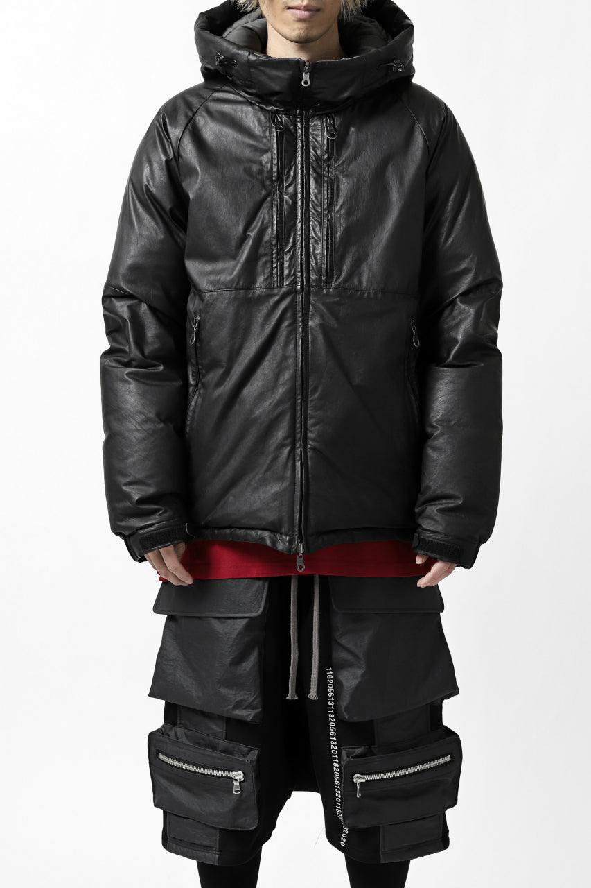 Load image into Gallery viewer, ISAMU KATAYAMA BACKLASH xx NANGA REVERSIBLE AURORA DOWN JACKET / KANGAROO + NYLON x POLISH WHITE GOOSE (BLACK x GREY)