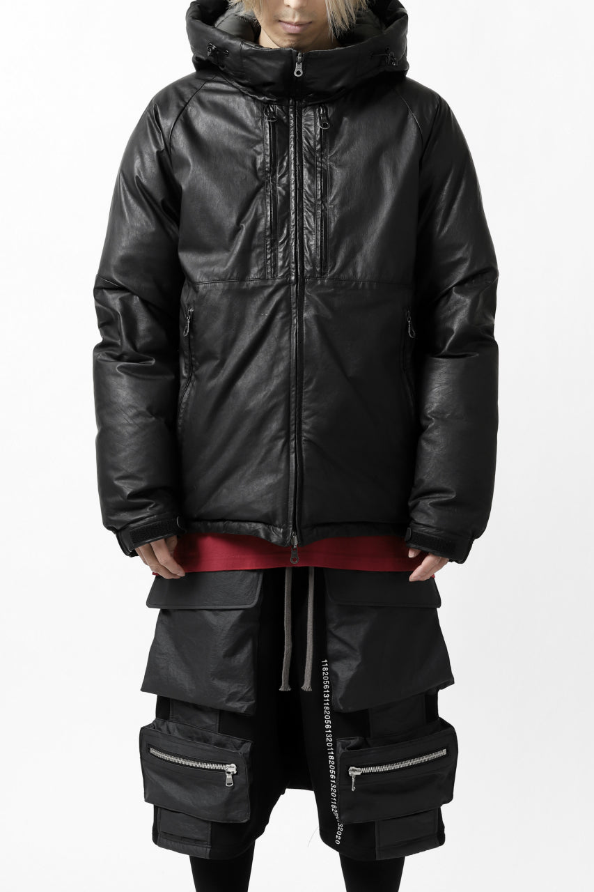 Load image into Gallery viewer, ISAMU KATAYAMA BACKLASH xx NANGA REVERSIBLE AURORA DOWN JACKET / KANGAROO + NYLON x POLISH WHITE GOOSE (BLACK x GREY)