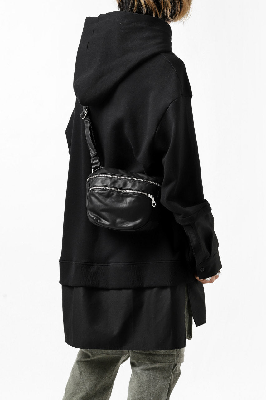 Load image into Gallery viewer, ISAMU KATAYAMA BACKLASH STRAP ZIP BAG / MONOCHROME LUXURY STEER (BLACK)