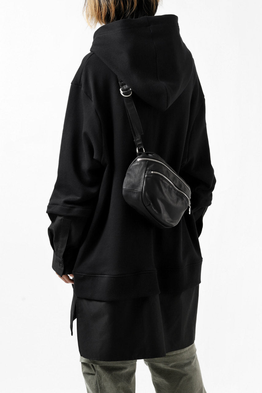 Load image into Gallery viewer, ISAMU KATAYAMA BACKLASH STRAP ZIP BAG / MONOCHROME LUXURY STEER (BLACK)
