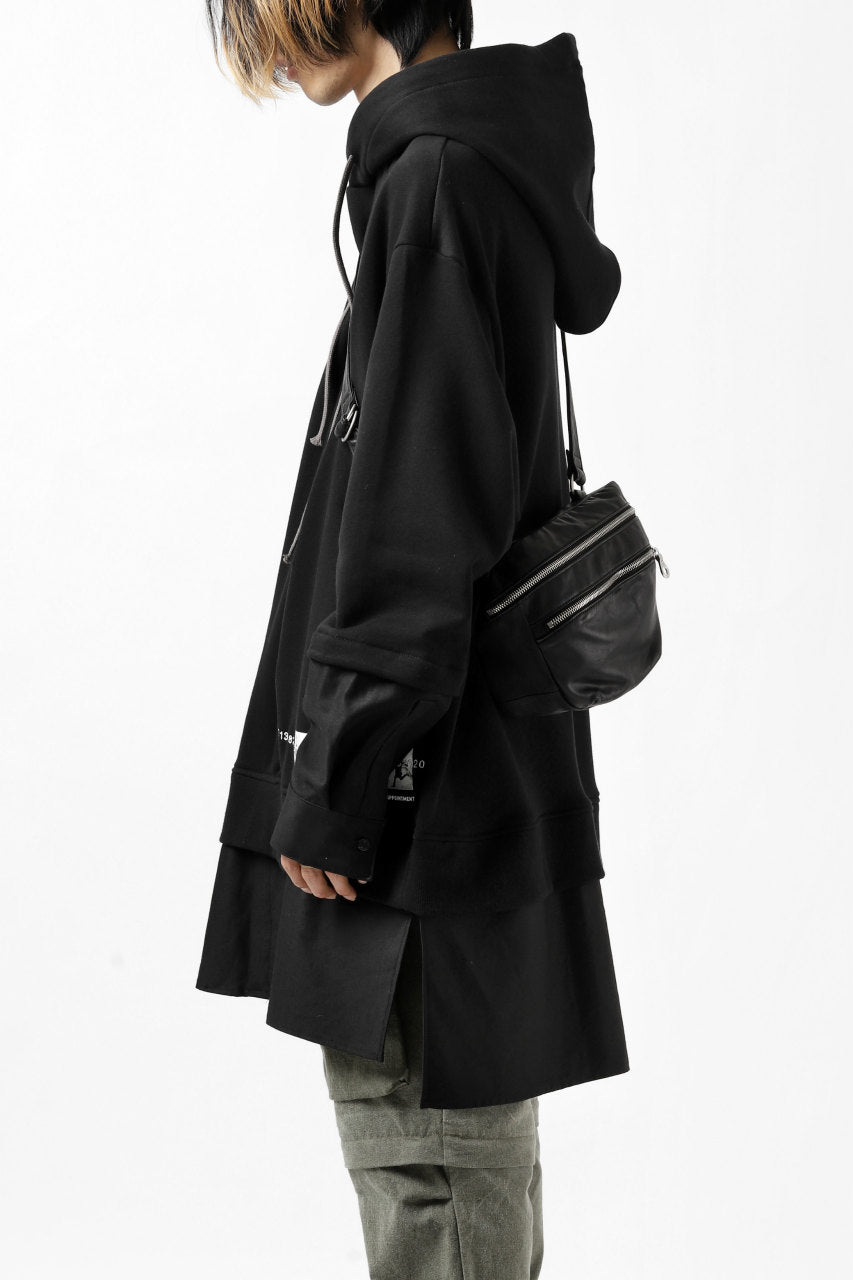 Load image into Gallery viewer, ISAMU KATAYAMA BACKLASH STRAP ZIP BAG / MONOCHROME LUXURY STEER (BLACK)