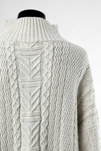 画像をギャラリービューアに読み込む, D-VEC WarmdArt® HIGH-NECKED FISHERMANS KNIT (SHELL WHITE)