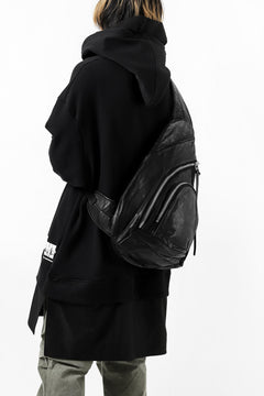 Load image into Gallery viewer, ISAMU KATAYAMA BACKLASH ONE SHOULDER BAG / Italy Shoulder Object Dyed (BLACK)