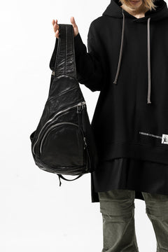 Load image into Gallery viewer, ISAMU KATAYAMA BACKLASH ONE SHOULDER BAG / Italy Shoulder Object Dyed (BLACK)