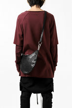 Load image into Gallery viewer, ISAMU KATAYAMA BACKLASH 2WAY BAM BAG / Italy Shoulder Object Dyed (BLACK)