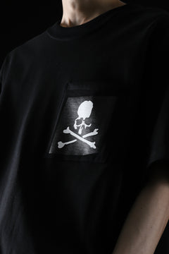画像をギャラリービューアに読み込む, mastermind JAPAN POCKET DETAIL REGULARFIT T-SHIRT (BLACK)