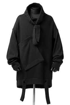 画像をギャラリービューアに読み込む, SOSNOVSKA exclusive SHIFTED POCKET SWEATER (BLACK)