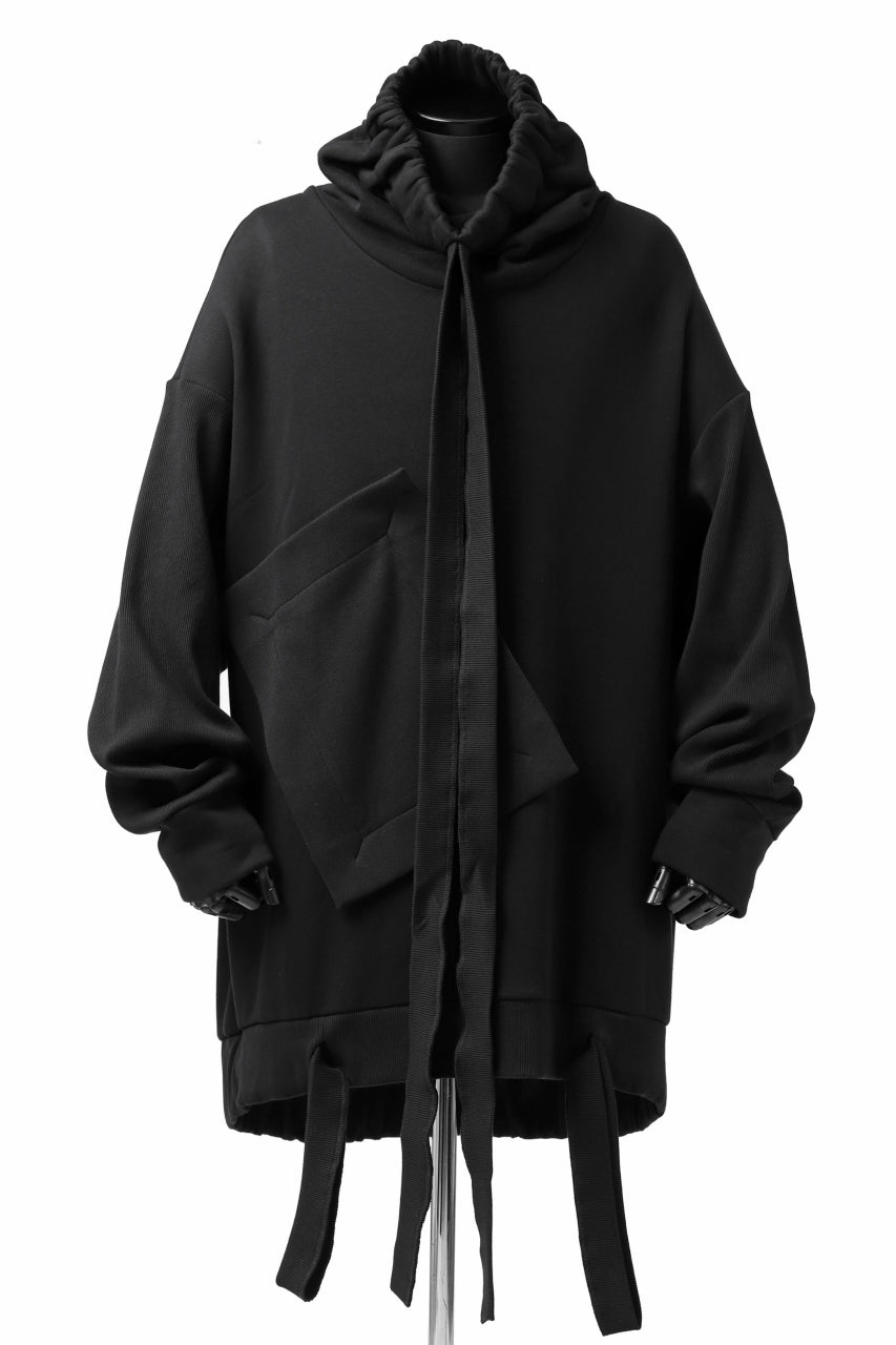 画像をギャラリービューアに読み込む, SOSNOVSKA exclusive SHIFTED POCKET SWEATER (BLACK)