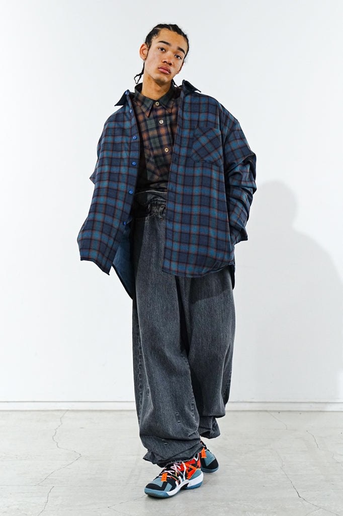 画像をギャラリービューアに読み込む, FACETASM SUPER BIG DENIM PANTS (BLACK)