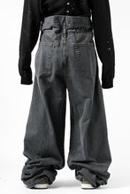 画像をギャラリービューアに読み込む, FACETASM SUPER BIG DENIM PANTS (BLACK)