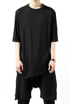 Load image into Gallery viewer, FIRST AID TO THE INJURED ROAMINY SHORT SLEEVE T-SHIRT / MIXED UP RIB (BLACK)