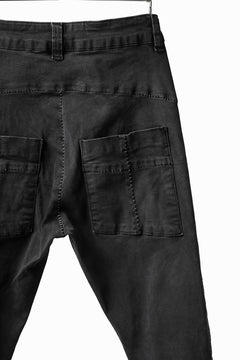 画像をギャラリービューアに読み込む, thomkrom OVER LOCKED SKINNY TROUSERS /  HYPER STRETCH DENIM (DARK GREY)