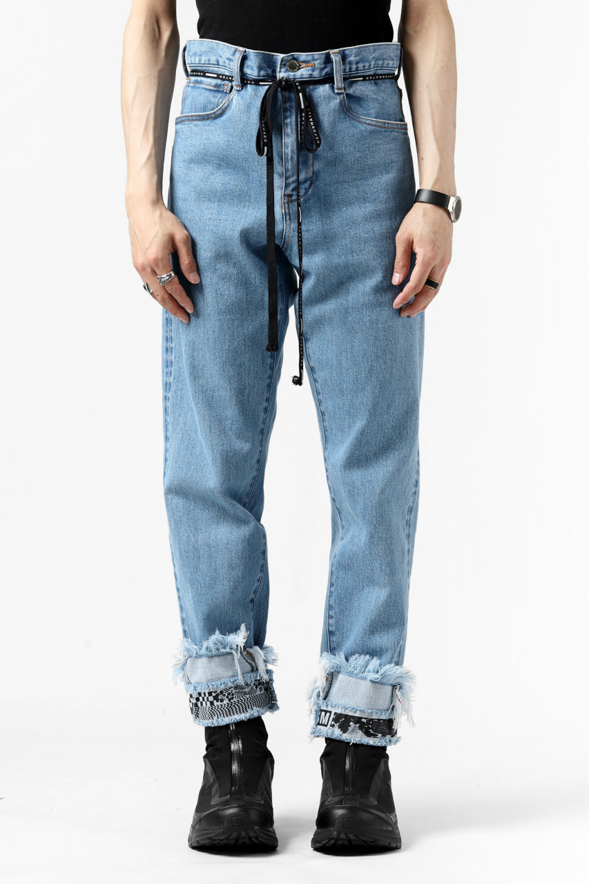 Load image into Gallery viewer, FACETASM CROPPED PRINT DENIM PANTS (INDIGO)