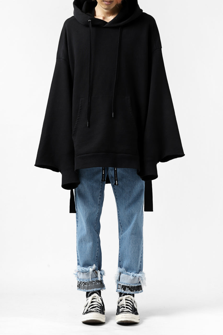 Load image into Gallery viewer, FACETASM CROPPED PRINT DENIM PANTS (INDIGO)