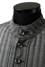 画像をギャラリービューアに読み込む, SOSNOVSKA exclusive FLYING DOWN SHIRT COAT (GREY STRIPE)