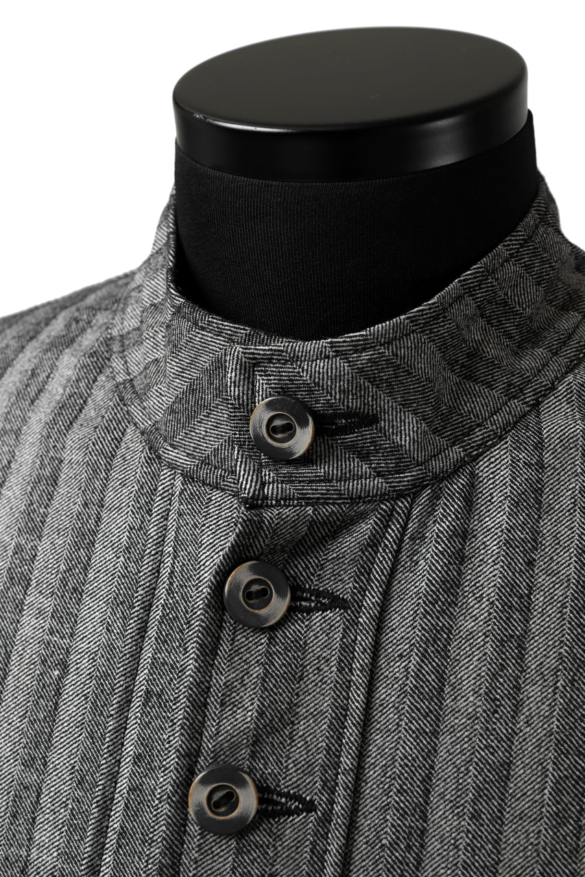 画像をギャラリービューアに読み込む, SOSNOVSKA exclusive FLYING DOWN SHIRT COAT (GREY STRIPE)
