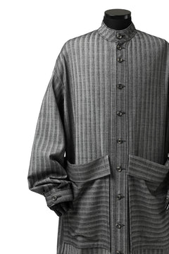 画像をギャラリービューアに読み込む, SOSNOVSKA exclusive FLYING DOWN SHIRT COAT (GREY STRIPE)