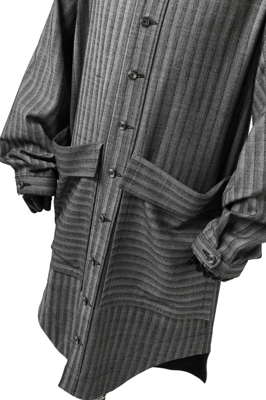 画像をギャラリービューアに読み込む, SOSNOVSKA exclusive FLYING DOWN SHIRT COAT (GREY STRIPE)