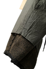 画像をギャラリービューアに読み込む, Aleksandr Manamis Loose Cropped Pant  / Jacquard (BLACK BROWN)