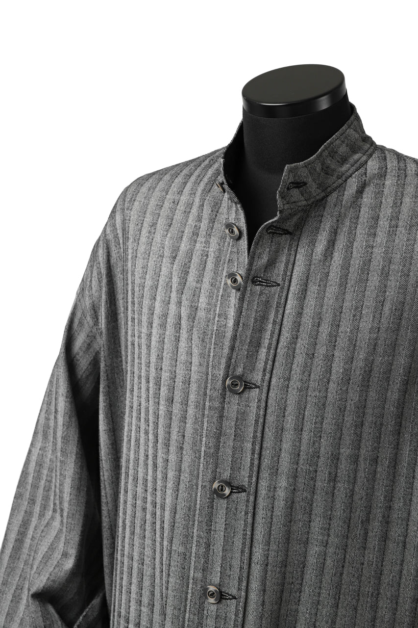 画像をギャラリービューアに読み込む, SOSNOVSKA exclusive FLYING DOWN SHIRT COAT (GREY STRIPE)