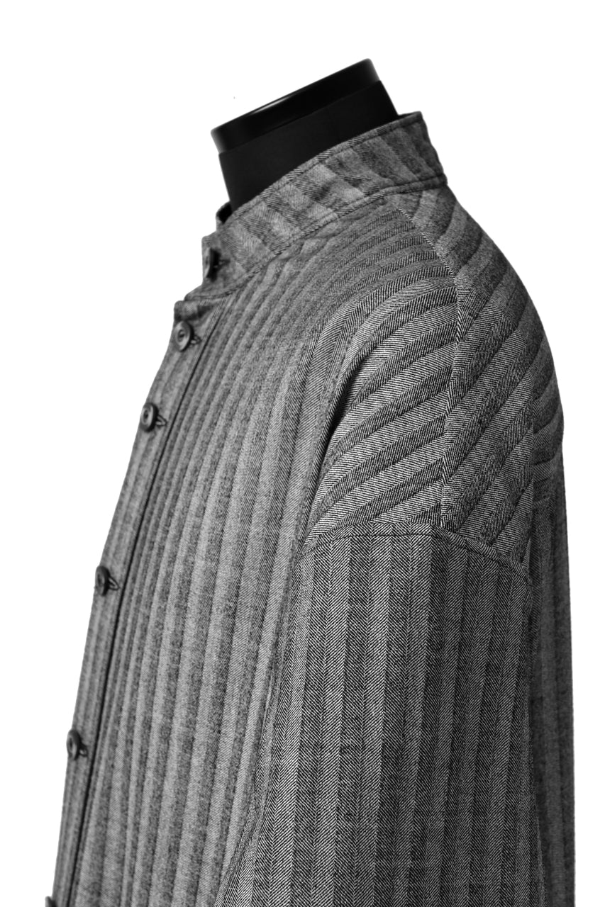 画像をギャラリービューアに読み込む, SOSNOVSKA exclusive FLYING DOWN SHIRT COAT (GREY STRIPE)