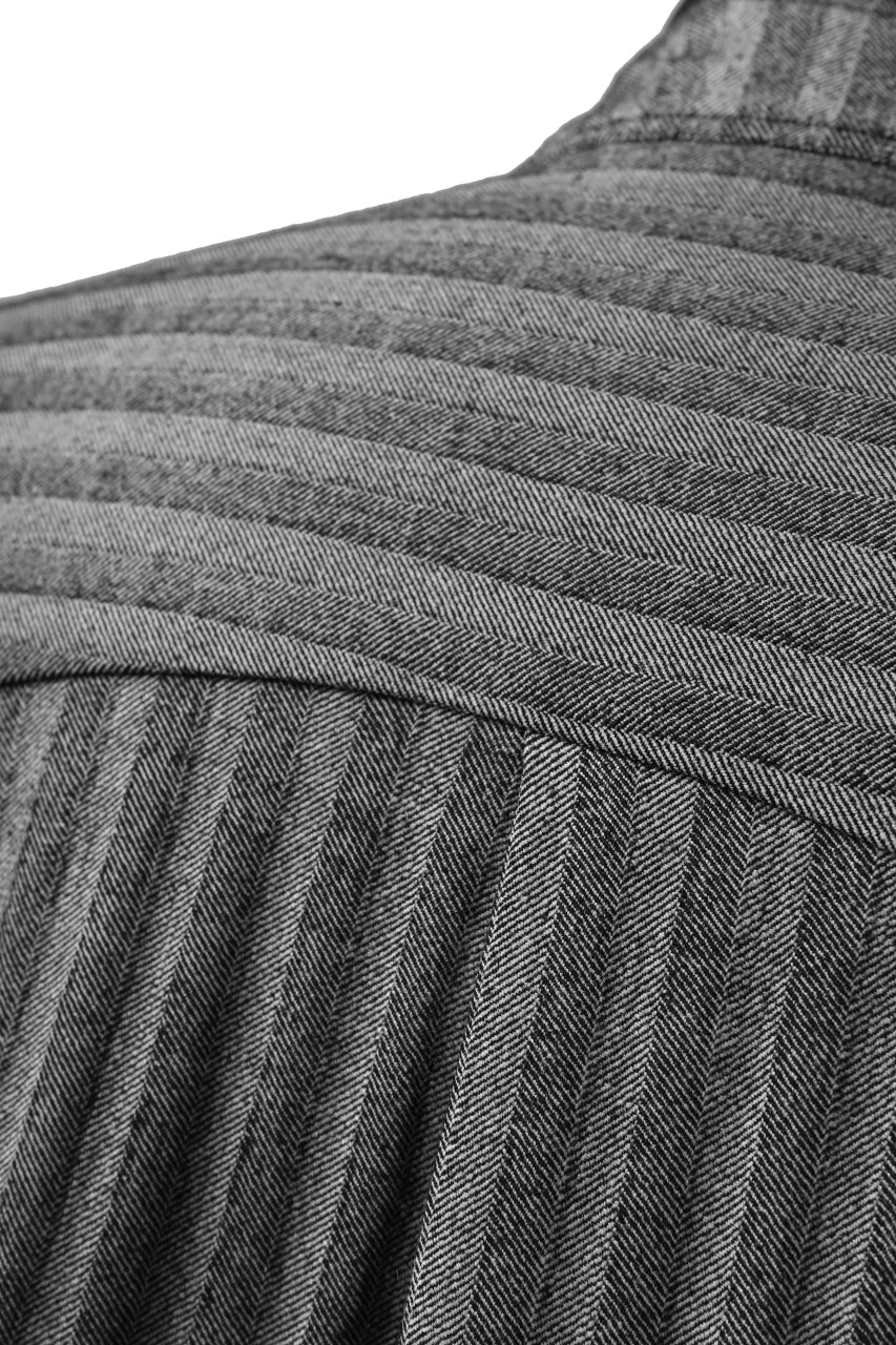画像をギャラリービューアに読み込む, SOSNOVSKA exclusive FLYING DOWN SHIRT COAT (GREY STRIPE)