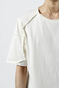 Load image into Gallery viewer, FIRST AID TO THE INJURED BANDER T-SHIRT / SINGLE JERSEY (SNOW)