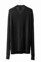 画像をギャラリービューアに読み込む, thomkrom HENRY NECK SWEATER TOPS / OVERLOCK STITCHED (BLACK)
