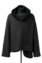 画像をギャラリービューアに読み込む, SOSNOVSKA exclusive CRAWLED OUT POCKET KNIT SWEATER (GREY MELANGE)