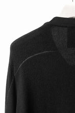 画像をギャラリービューアに読み込む, thomkrom HENRY NECK SWEATER TOPS / OVERLOCK STITCHED (BLACK)