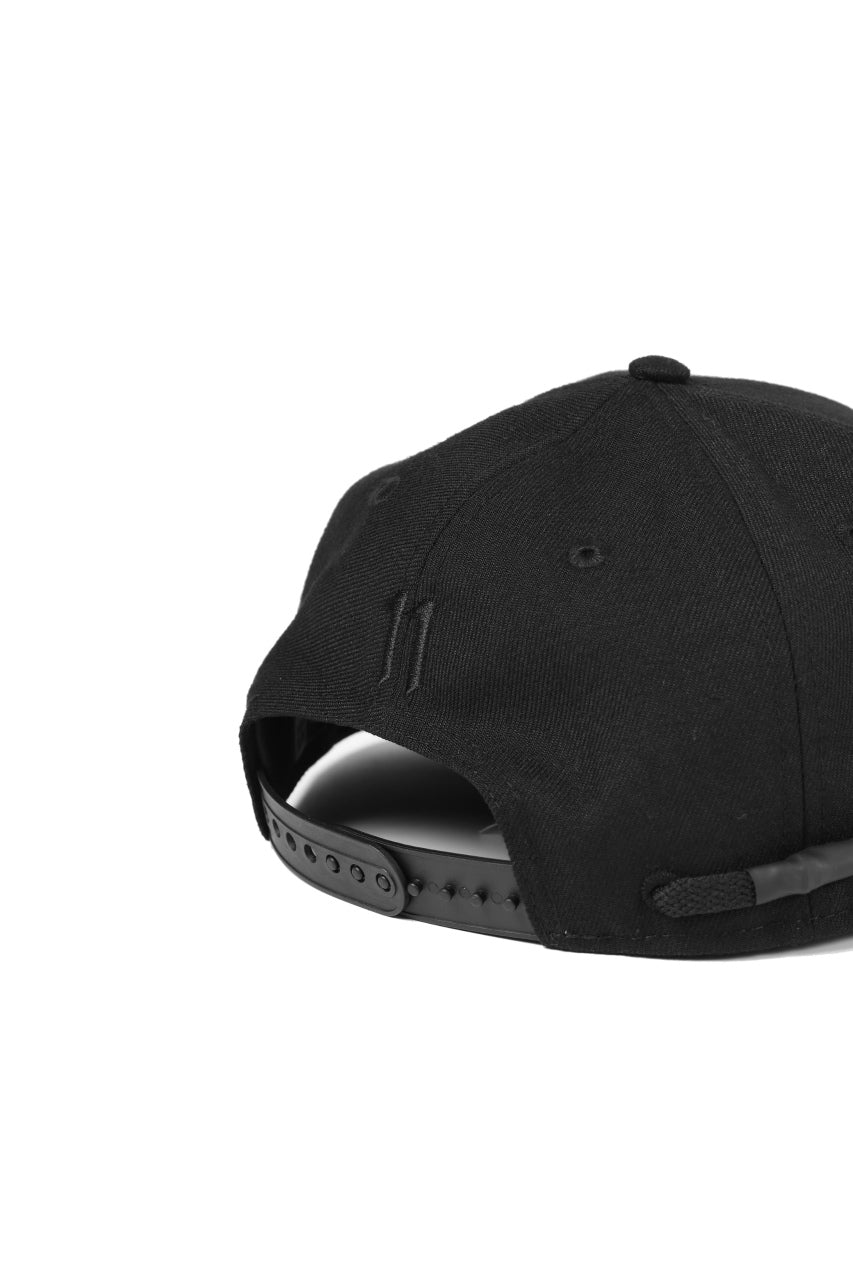 画像をギャラリービューアに読み込む, 11 BY BORIS BIDJAN SABERI x 9 FIFTY NEW ERA "EMBRO LOGO CAP" (BLACK x BLACK)