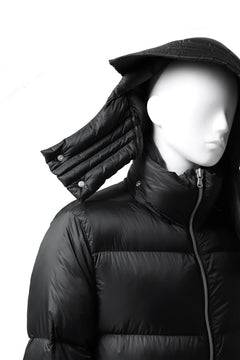 画像をギャラリービューアに読み込む, A.F ARTEFACT "DUVET" VERTICAL DOWN JACKET (BLACK)
